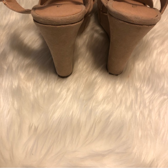 Madden Girl Blenda Wedge Sandals 7 - Picture 10 of 13